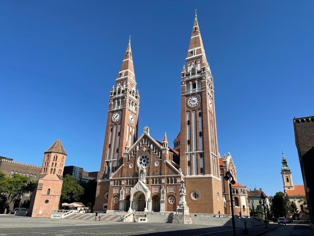 Cosy Inner City Getaway Bestern Szeged Luaran gambar